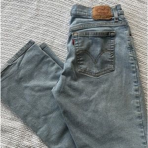 Levi bootcut relaxed jeans!
